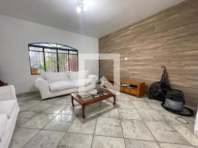 Casa aluguel em Região Imediata de São Paulo, Região Metropolitana de São Paulo