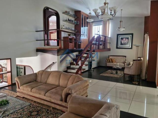 Casa venda em Região Imediata de São José dos Campos, Região Metropolitana do Vale do Paraíba e Litoral Norte