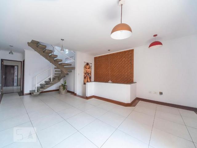 Casa aluguel em Região Imediata de São Paulo, Região Metropolitana de São Paulo