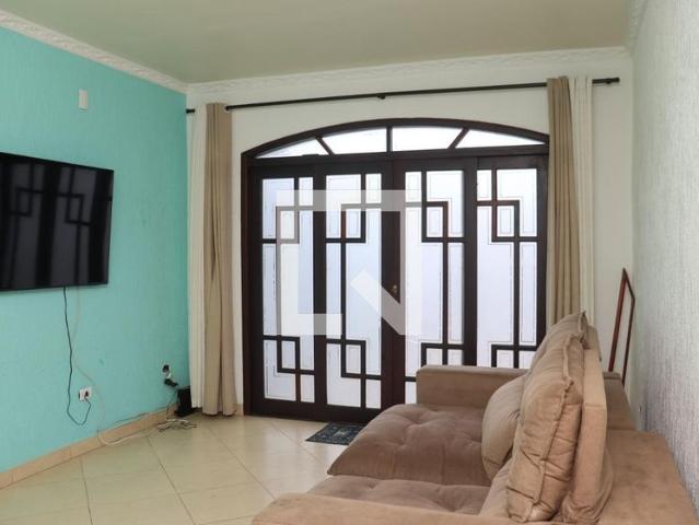 Casa aluguel em Região Imediata de São Paulo, Região Metropolitana de São Paulo