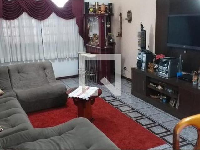 Casa aluguel em Região Imediata de São Paulo, Região Metropolitana de São Paulo