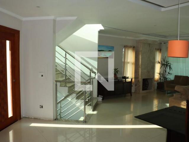 Casa aluguel em Região Imediata de São Paulo, Região Metropolitana de São Paulo