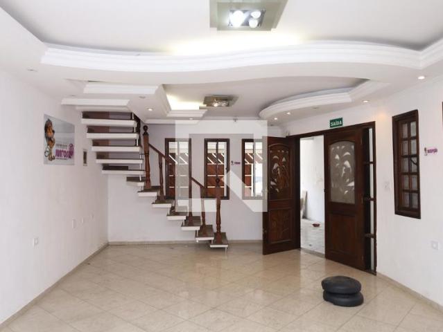 Casa aluguel em Região Imediata de São Paulo, Região Metropolitana de São Paulo