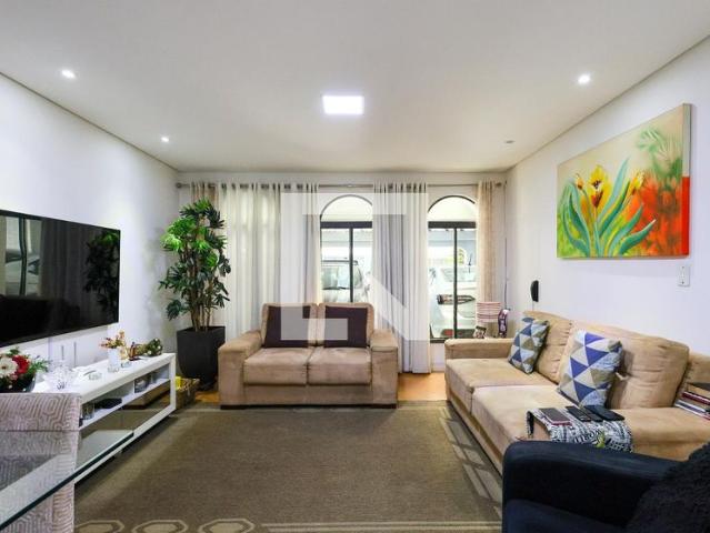 Casa aluguel em Região Imediata de São Paulo, Região Metropolitana de São Paulo