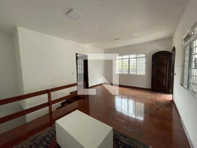Casa aluguel em Região Imediata de São Paulo, Região Metropolitana de São Paulo