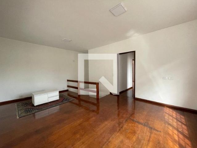 Casa aluguel em Região Imediata de São Paulo, Região Metropolitana de São Paulo