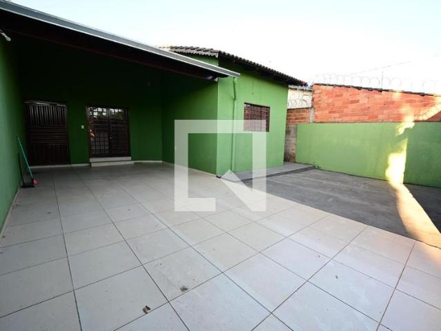 Casa aluguel em Região Geográfica Imediata de Goiânia, Goiânia