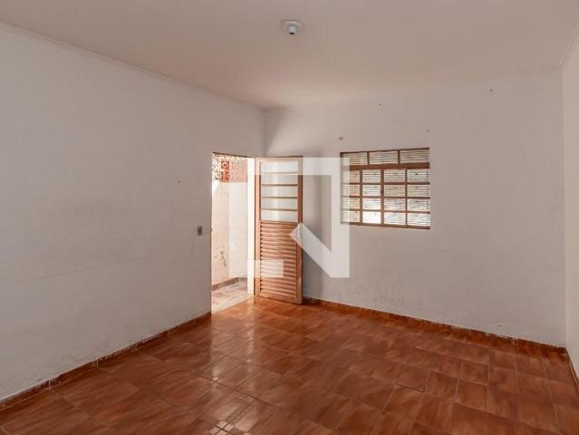 Casa aluguel em Área Cura, Sumaré