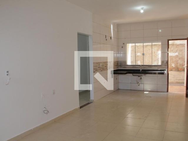Casa aluguel em Região Geográfica Imediata de Goiânia, Goiânia