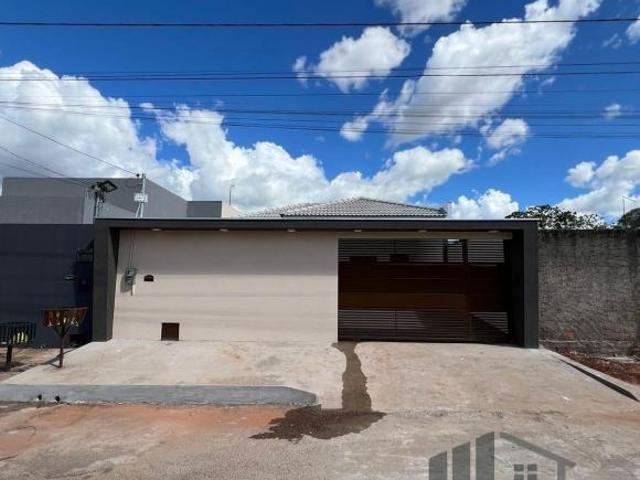 Casa venda em Região Geográfica Imediata de Águas Lindas de Goiás, Região Integrada de Desenvolvimento do Distrito Federal e Entorno