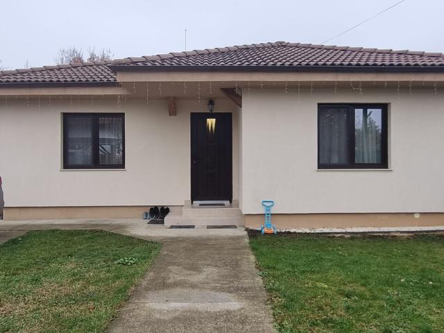 Casă închirieri în Bercu Roșu, Satu Mare