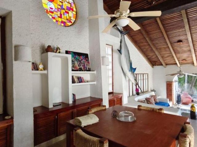 Casa en venta en Ixtapa Zihuatanejo, Zihuatanejo de Azueta