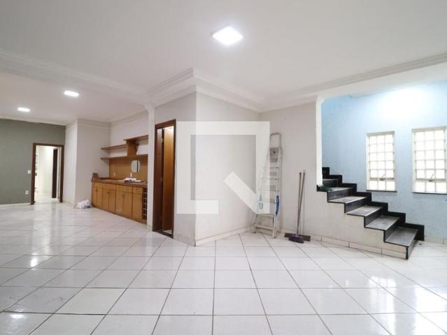 Casa aluguel em Região Geográfica Imediata de Uberlândia, Oliveira Fortes