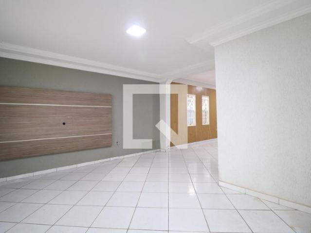Casa aluguel em Região Geográfica Imediata de Uberlândia, Oliveira Fortes
