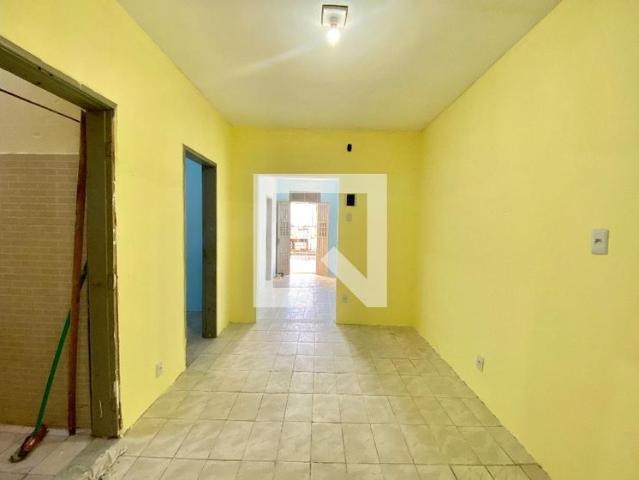 Casa aluguel em Região Geográfica Imediata de Salvador, Região Metropolitana de Salvador