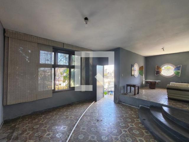 Casa aluguel em Região Geográfica Imediata do Rio de Janeiro, Região Metropolitana do Rio de Janeiro