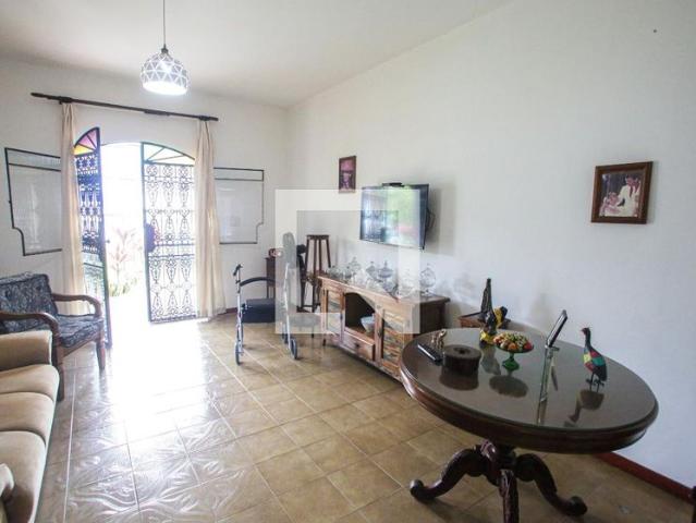 Casa aluguel em Região Geográfica Imediata do Rio de Janeiro, Região Metropolitana do Rio de Janeiro
