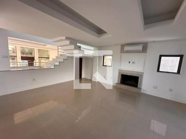 Casa aluguel em Região Geográfica Imediata de Florianópolis, Palhoça