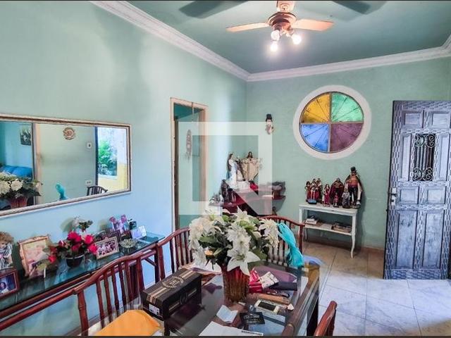 Casa aluguel em Região Geográfica Imediata do Rio de Janeiro, Região Metropolitana do Rio de Janeiro