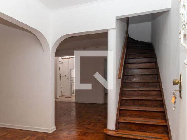 Casa aluguel em Região Imediata de São Paulo, Região Metropolitana de São Paulo