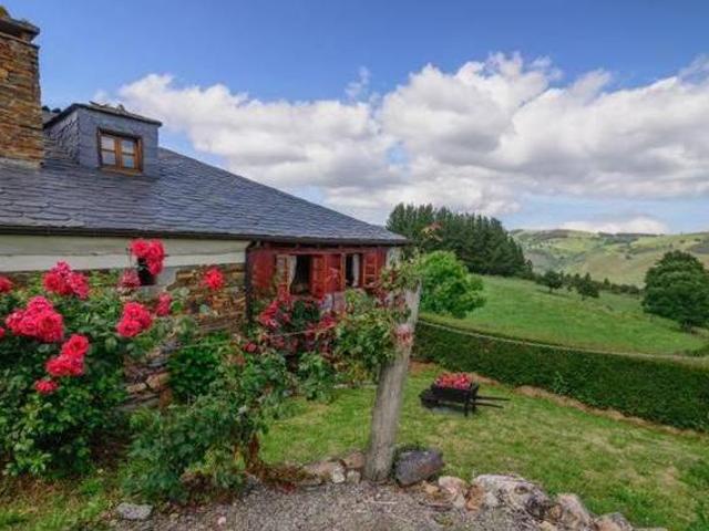 Casa en alquiler en Santa Eulalia De Oscos, Asturias