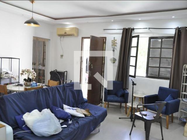 Casa venda em Região Geográfica Imediata do Rio de Janeiro, Região Metropolitana do Rio de Janeiro