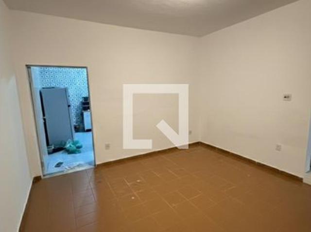 Casa aluguel em Região Geográfica Imediata do Rio de Janeiro, Região Metropolitana do Rio de Janeiro