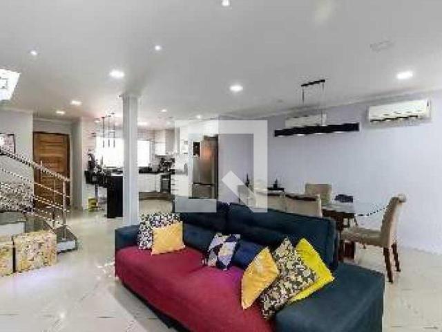 Casa venda em Região Geográfica Imediata do Rio de Janeiro, Região Metropolitana do Rio de Janeiro