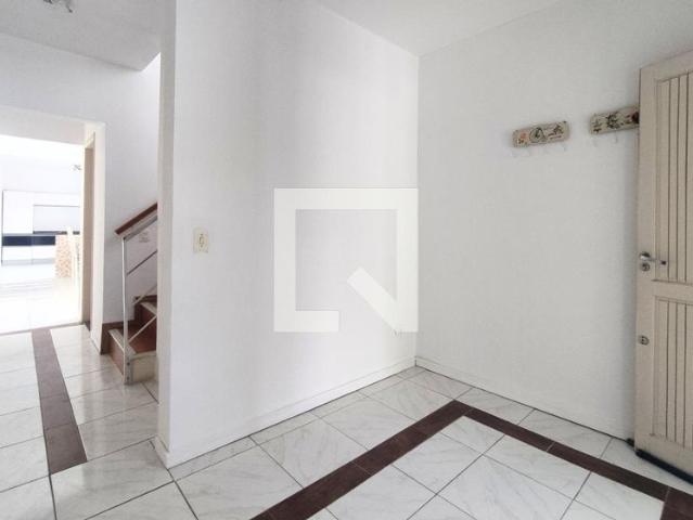 Casa aluguel em Região Geográfica Imediata de Curitiba, Região Metropolitana de Curitiba