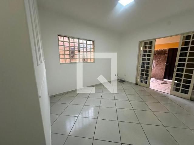 Casa aluguel em Região Geográfica Imediata de Belo Horizonte, Região Metropolitana de Belo Horizonte