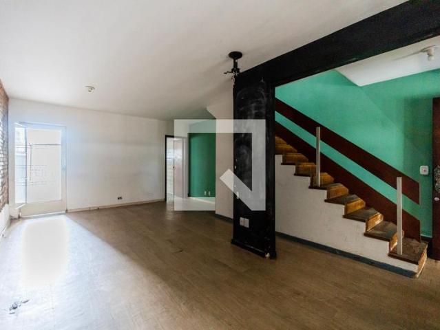 Casa aluguel em Região Imediata de São Paulo, Região Metropolitana de São Paulo