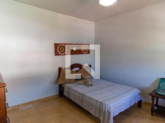 Casa aluguel em Região Geográfica Imediata do Rio de Janeiro, Região Metropolitana do Rio de Janeiro
