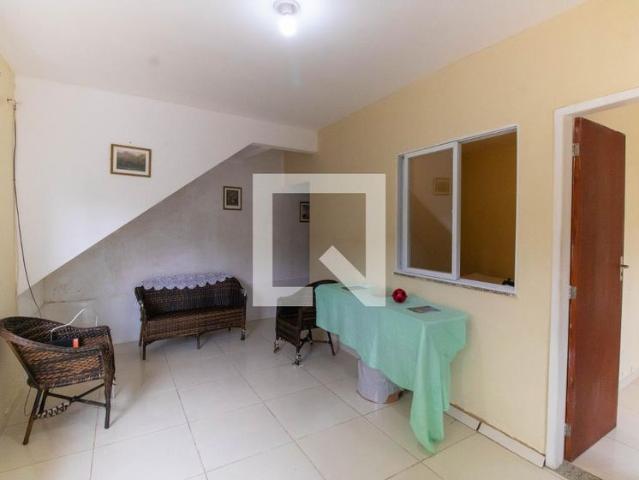 Casa aluguel em Região Geográfica Imediata do Rio de Janeiro, Região Metropolitana do Rio de Janeiro