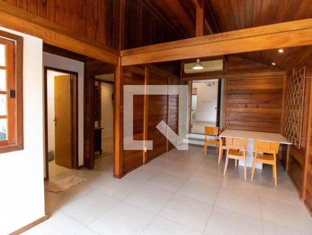 Casa aluguel em Região Geográfica Imediata do Rio de Janeiro, Região Metropolitana do Rio de Janeiro