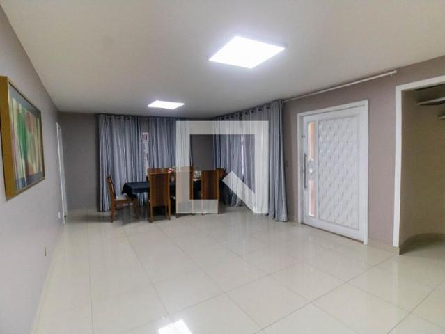 Casa aluguel em Região Geográfica Imediata do Rio de Janeiro, Região Metropolitana do Rio de Janeiro