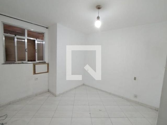 Casa aluguel em Região Geográfica Imediata do Rio de Janeiro, Região Metropolitana do Rio de Janeiro