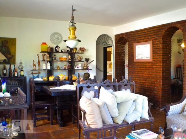 Casa aluguel em Região Geográfica Imediata de Salvador, Região Metropolitana de Salvador