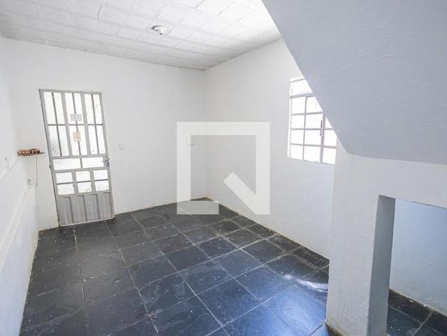 Casa aluguel em Planalto, Belo Horizonte