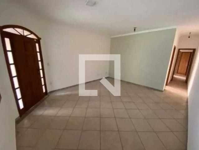 Casa aluguel em Região Geográfica Imediata de Belo Horizonte, Região Metropolitana de Belo Horizonte