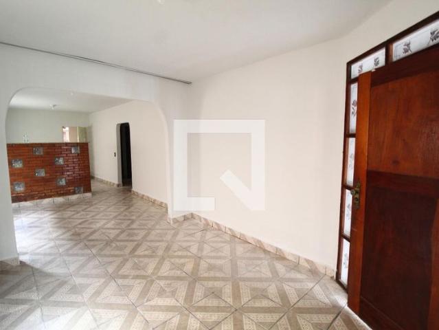 Casa aluguel em Região Geográfica Imediata de Uberlândia, Oliveira Fortes