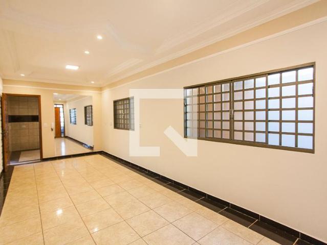 Casa aluguel em Região Geográfica Imediata de Uberlândia, Oliveira Fortes