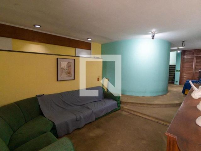 Casa aluguel em Região Imediata de São Paulo, Região Metropolitana de São Paulo