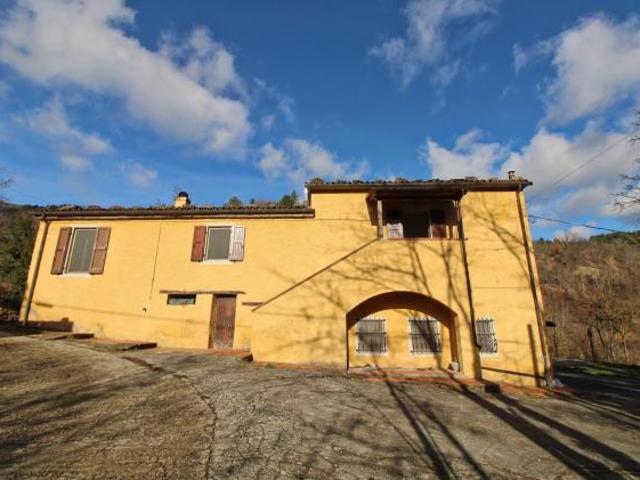Villa Indipendente in vendita a Unione di Comuni della Romagna Forlivese, Tredozio
