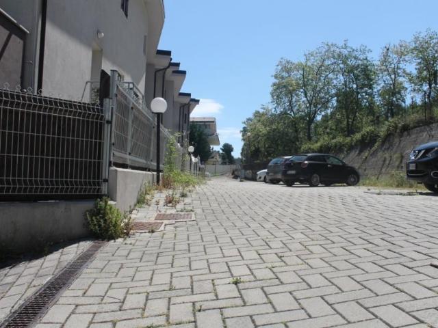 Villa Indipendente in affitto a Porta Nuova, Pescara