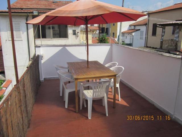 Villa Indipendente in affitto a Viareggio, Lucca