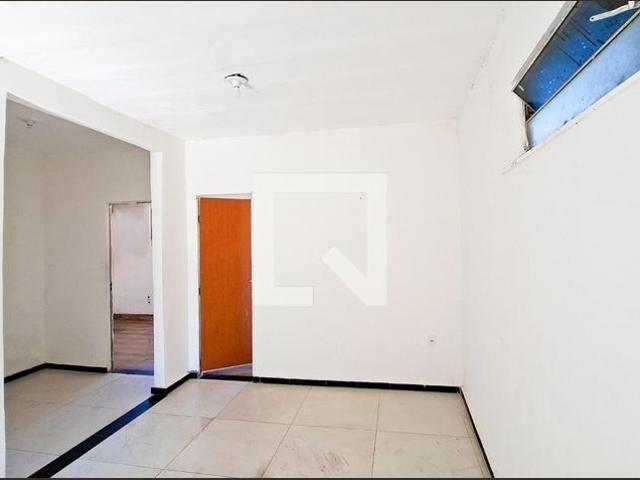 Casa aluguel em Regional Leste, Belo Horizonte