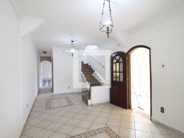 Casa aluguel em Região Imediata de São Paulo, Região Metropolitana de São Paulo