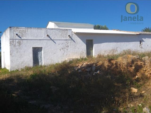 Casa venda em Pechão, Igreja