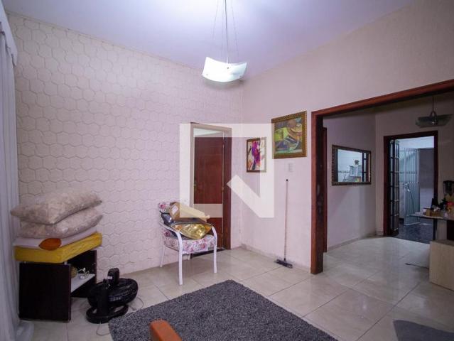 Casa aluguel em Região Geográfica Imediata do Rio de Janeiro, Região Metropolitana do Rio de Janeiro