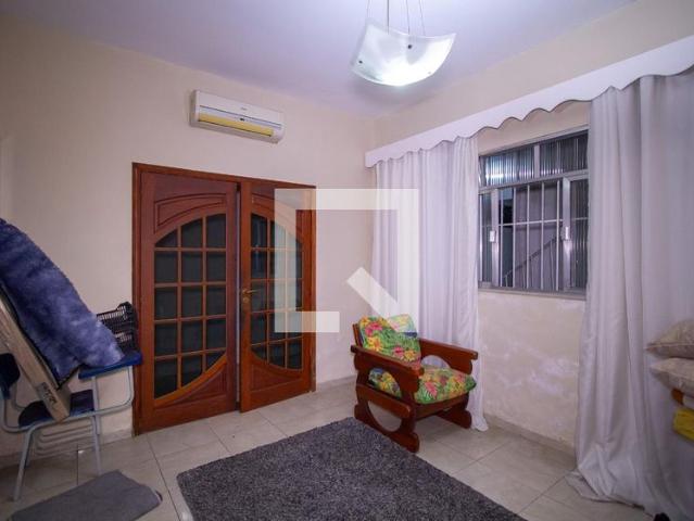 Casa aluguel em Região Geográfica Imediata do Rio de Janeiro, Região Metropolitana do Rio de Janeiro